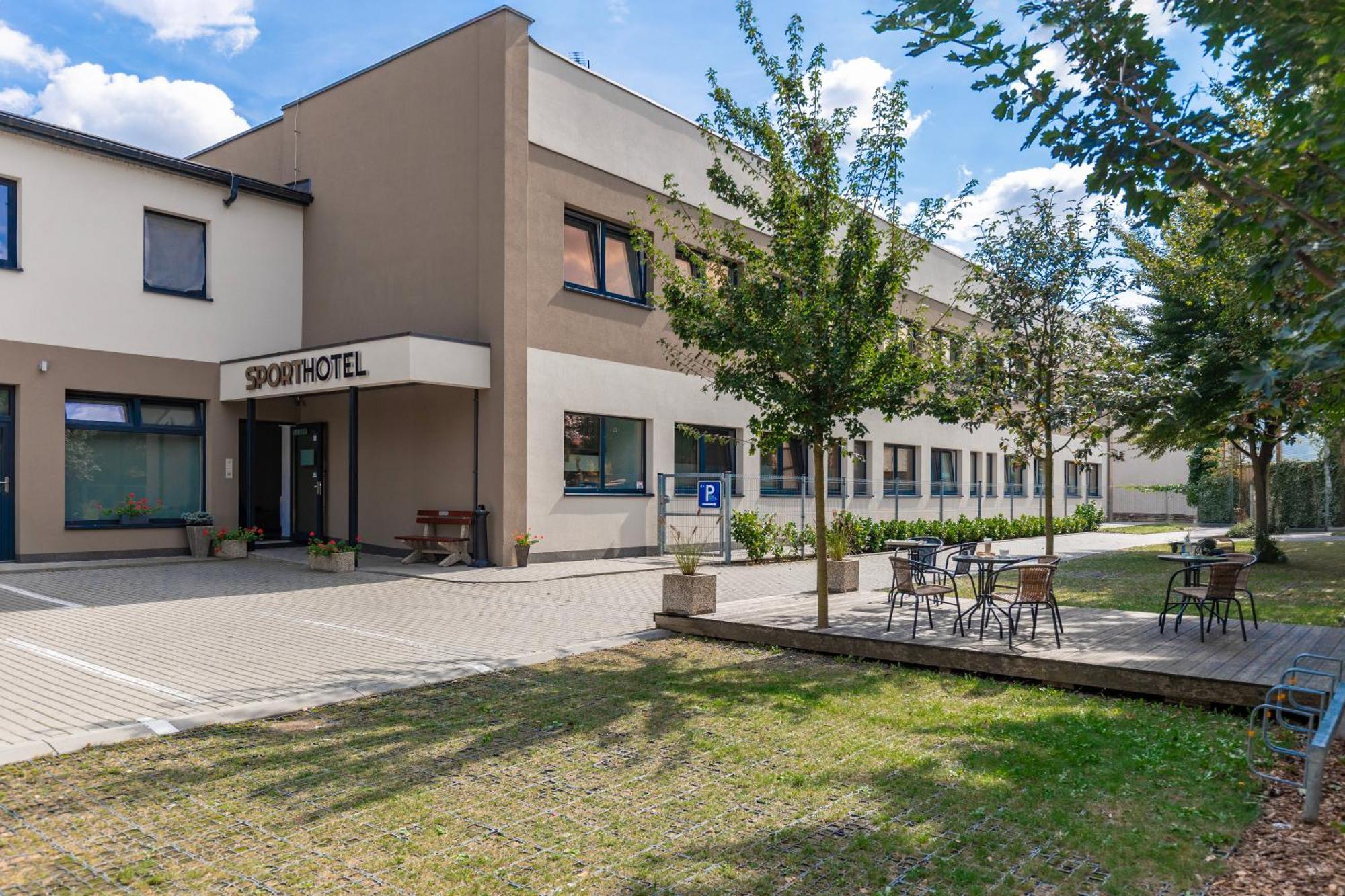 Sport Hotel Centrum Valašské Meziříčí Exterior foto
